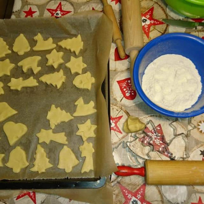 Wir backen Weihnachtsplätzchen